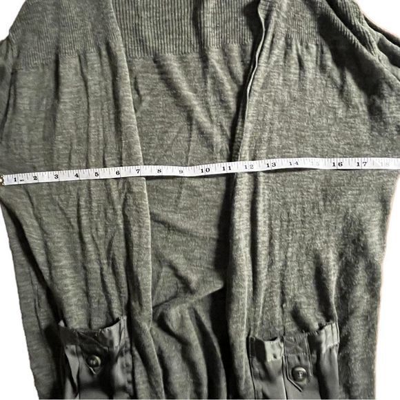 H‎ & M green lightweight cardigan size small - Picture 3 of 6